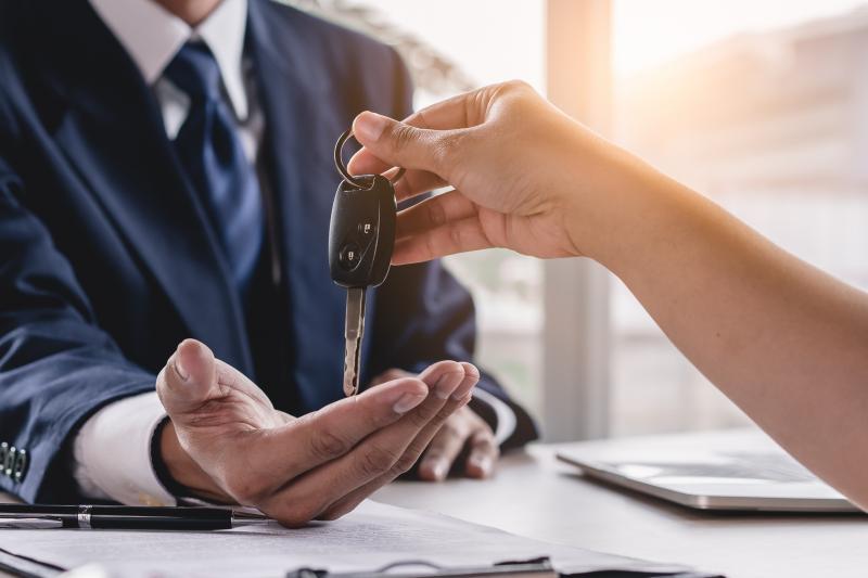 Concessionnaire occasion ou particulier, quelles diff&eacute;rences pour votre achat ?