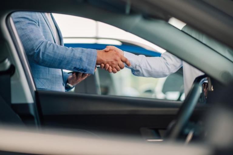 Pourquoi faire confiance à un négociant automobile pour votre prochain achat ?